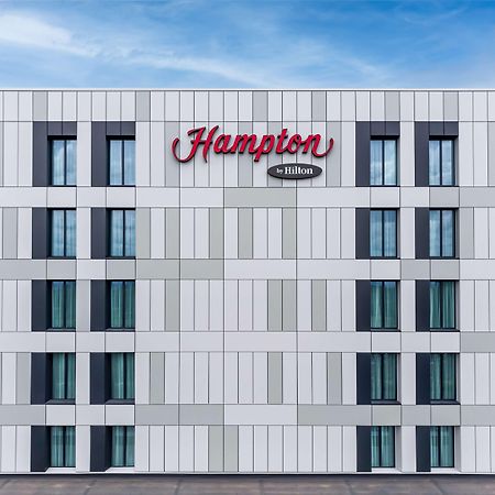 Hampton By Hilton High Wycombe Hotel ภายนอก รูปภาพ